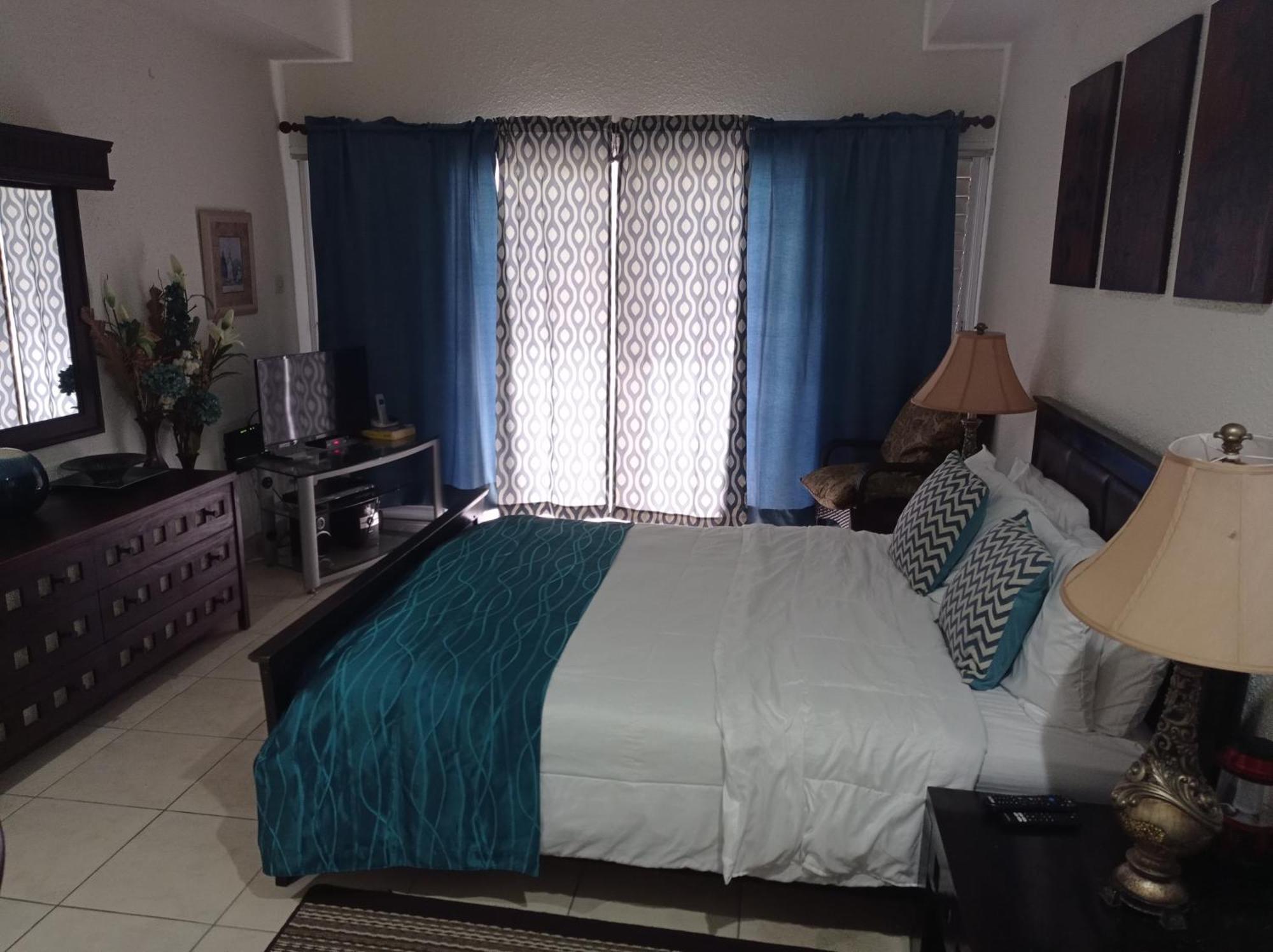 Apartament 126 Friendship, Rockley Golf Club Bridgetown Zewnętrze zdjęcie